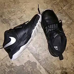 Boys Nike